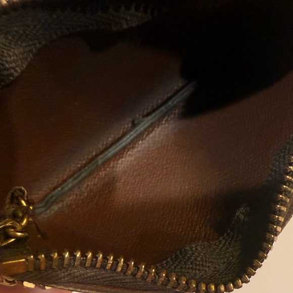 AUTH LOUIS VUITTON Pochette Cles Wallet Monogram Coin Case - Picture 9 of 10